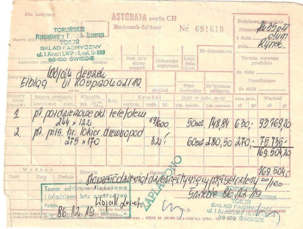 Jedna z pierwszych faktur zakupu płyty meblowej przez stolarnię Leszka Wójcika, 19 grudnia 1986 r.