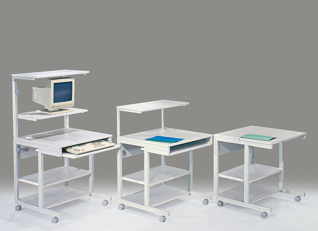 Stolik komputerowy „SK-4”, pierwszy mebel zaprojektowany i wykonany przez Ryszarda Balcerkiewicza, 1988 r.