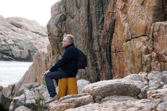 Cykl „Trefle w podróży”. Ryszard Balcerkiewicz na taborecie „Trefl” (prod. Noti, proj. Piotr Kuchciński), Norwegia, lato 2014 r.