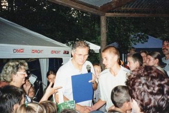 Ryszard Rychlik na pikniku rodzinnym Profim, 2001 r.