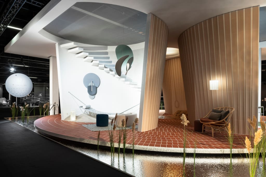 Pokój odpoczynku, w którym łóżko zastąpił hamak. Rattanowy fotel to „Armadillo” efekt współpracy Studia MUT i producenta mebli Expormim (Hiszpania).