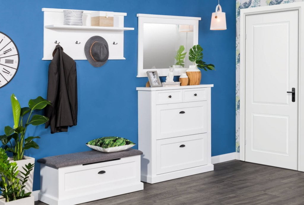 Dostępna w salonach Agata Kolekcja „Marsylia” to meble, które pozwolą uporządkować ubrania i obuwie, a dodatkowo świetnie uzupełnią aranżację mieszkania utrzymanego w skandynawskim stylu.