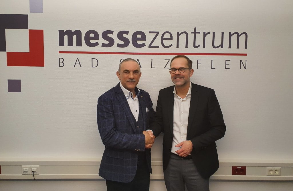 Od lewej: Jan Szynaka – prezes OIGPM, Jan Kurth – szef Związku Niemieckiego Przemysłu Meblarskiego VDM.