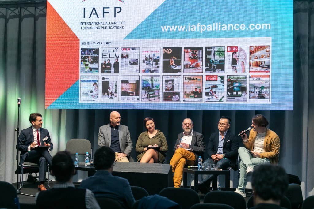 Panel dyskusyjny „Media branżowe i ich rola w budowaniu marek” na Scenie Marki podczas targów „Arena Design”.