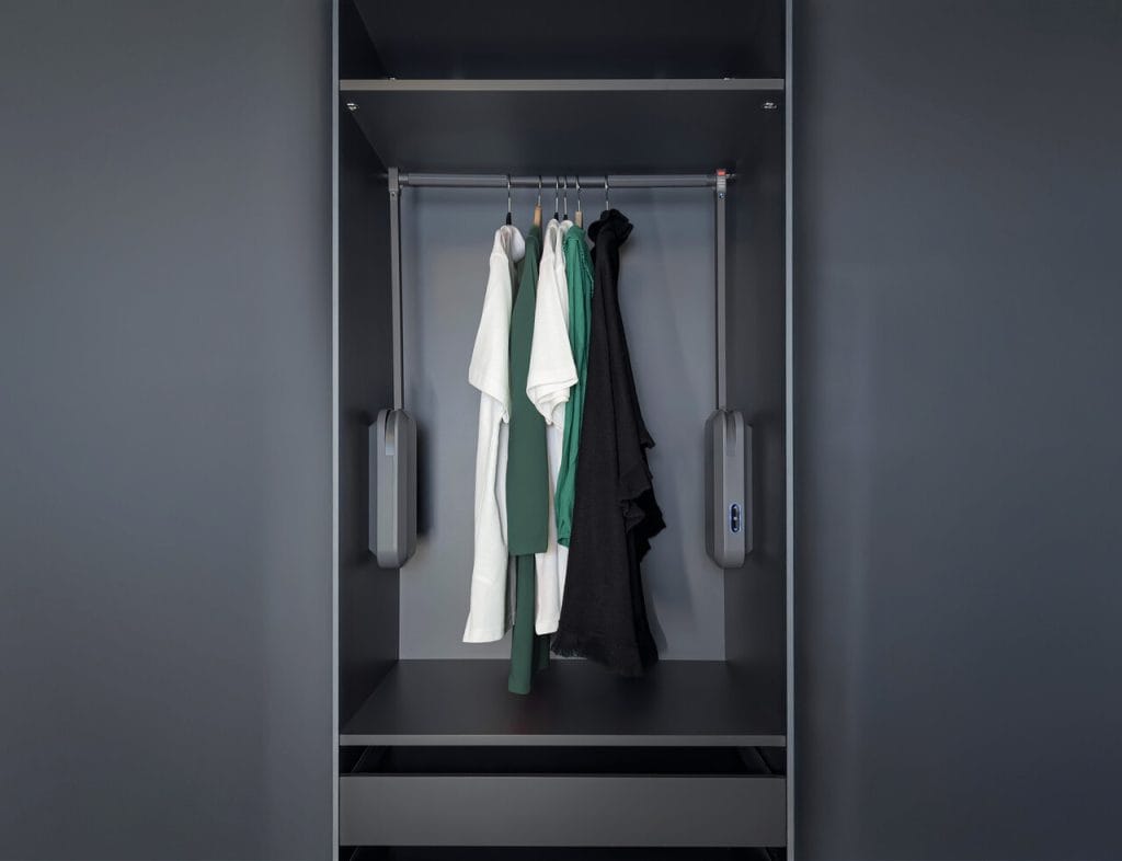 Pantograf elektryczny Queen – Sevroll-System sp. z o.o.