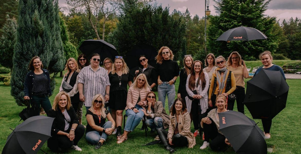 #meetblogin2020 to coś więcej niż spotkanie blogerów wnętrzarskich, ale to nie znaczy, że mogło się obyć bez pamiątkowego zdjęcia.