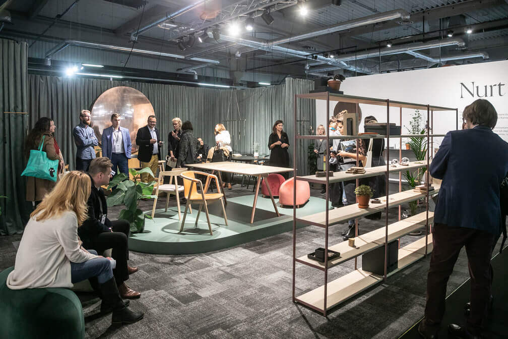 Najbardziej spektakularny debiut na targach „Warsaw Home 2018” należał do marki Nurt. Wspólne przedsięwzięcie projektantki Mai Ganszyniec i mistrza rzemiosła Bogusława Lisa zamieniło się w jedną z najciekawszych prezentacji w Nadarzynie