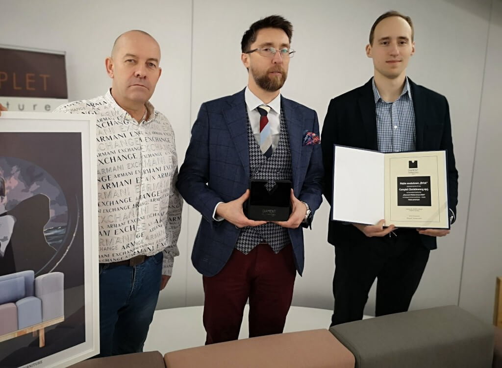 W kategorii strefa publiczna – meble (klasa premium) tytuł „Diament Meblarstwa 2021” przypadł meblom modułowym „Brick” firmy Complet Chmielewscy.