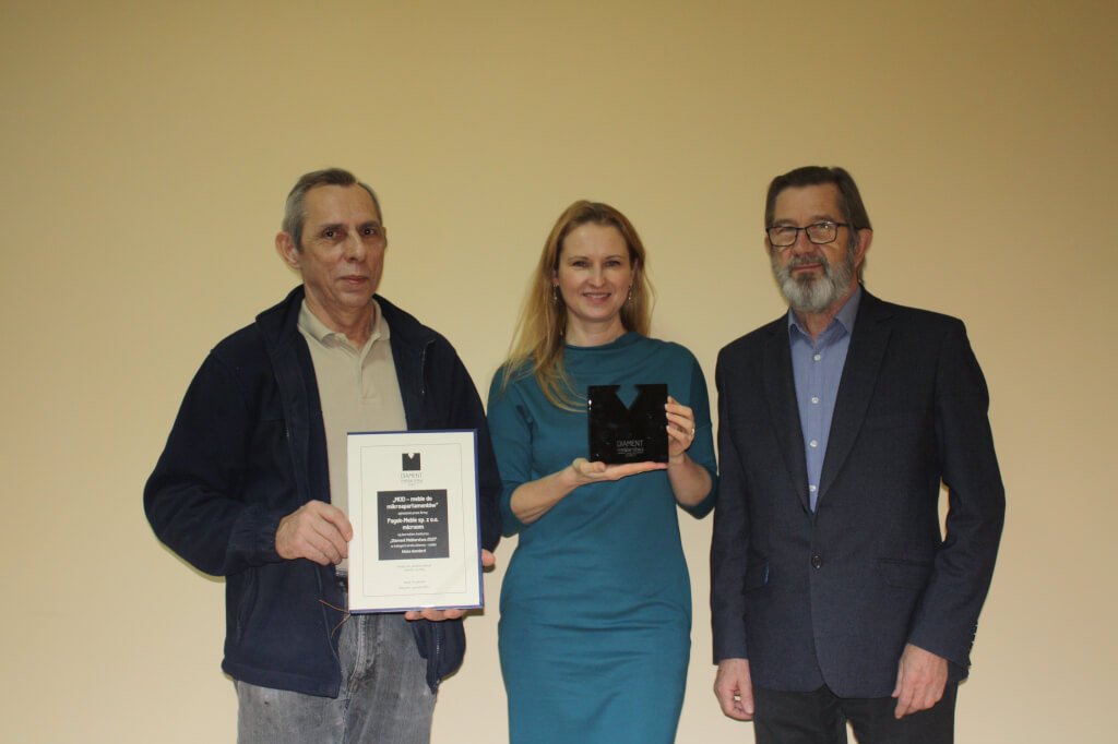 W kategorii strefa dzienna – meble w klasie standard statuetkę „Diament Meblarstwa 2021” otrzymał „MOD – meble do mikroapartamentów” firmy Pagok-Meble / microom.