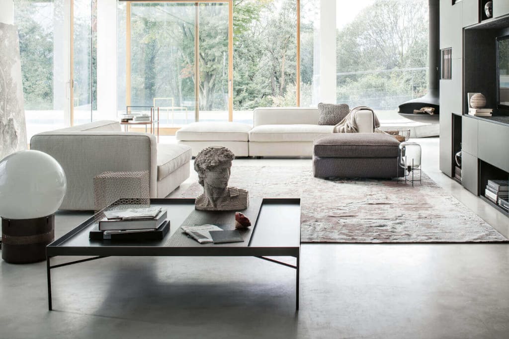 Stolik kawowy „Mansion”, prod. Lema.