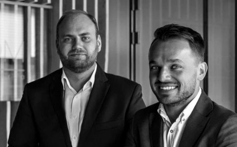 Adam Budzyński i Jakub Bartos, członkowie Zarządu pracowni Decoroom.