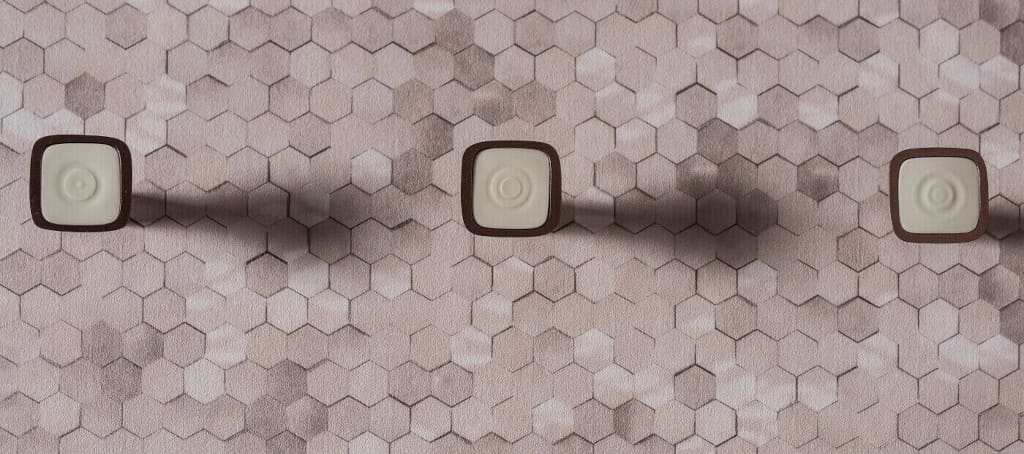 Kolekcja „Kabuki”, stworzona dla marki Gardelux, której właścicielem jest Hermeta, czerpie z japońskiej estetyki.