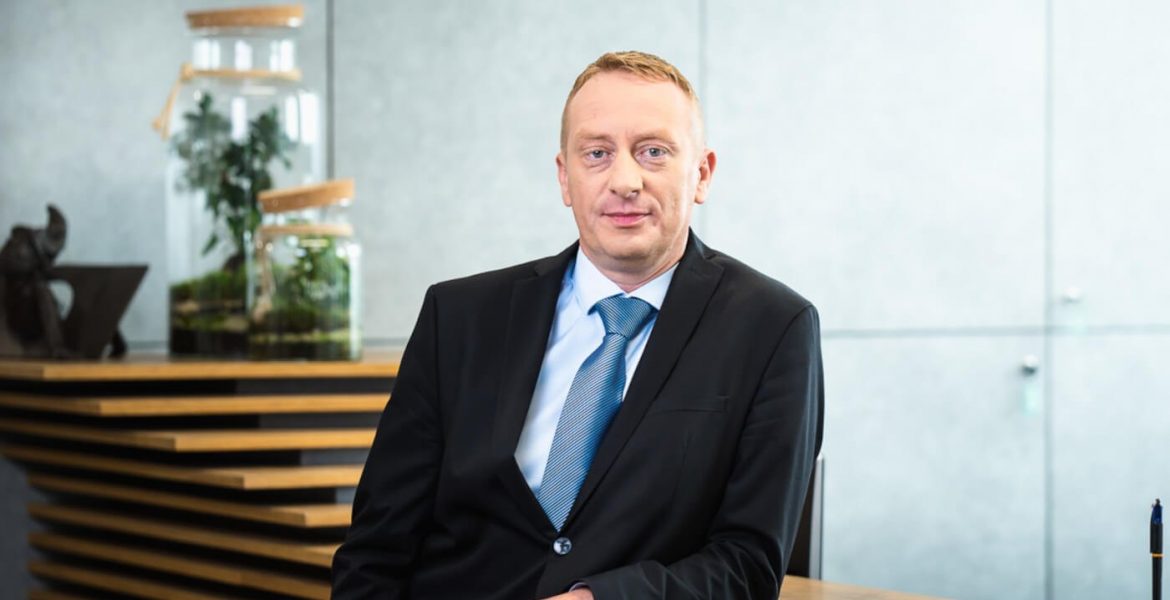 Jakub Wołodko, ds. dyrektor marketingu Pfleiderer.