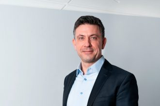 Jerzy Szejwian, prezes Schattdecor Polska.