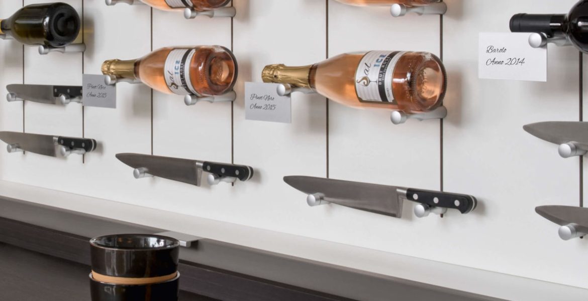 AMI Polska - akcesoria meblowe do przechowywania wina - miesięcznik i portal informacyjny branży meblarskiej biznes.meble.pl