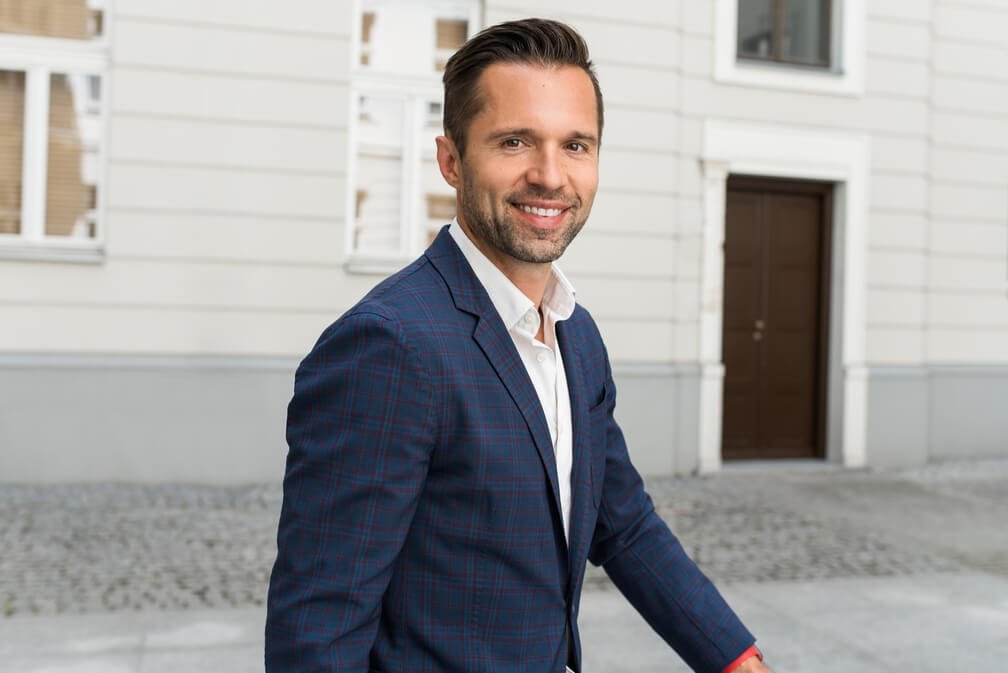 Bartłomiej Annusewicz, ekspert ds. rynku luksusowych nieruchomości, dyrektor zarządzający agencji nieruchomości premium Lions Estate.