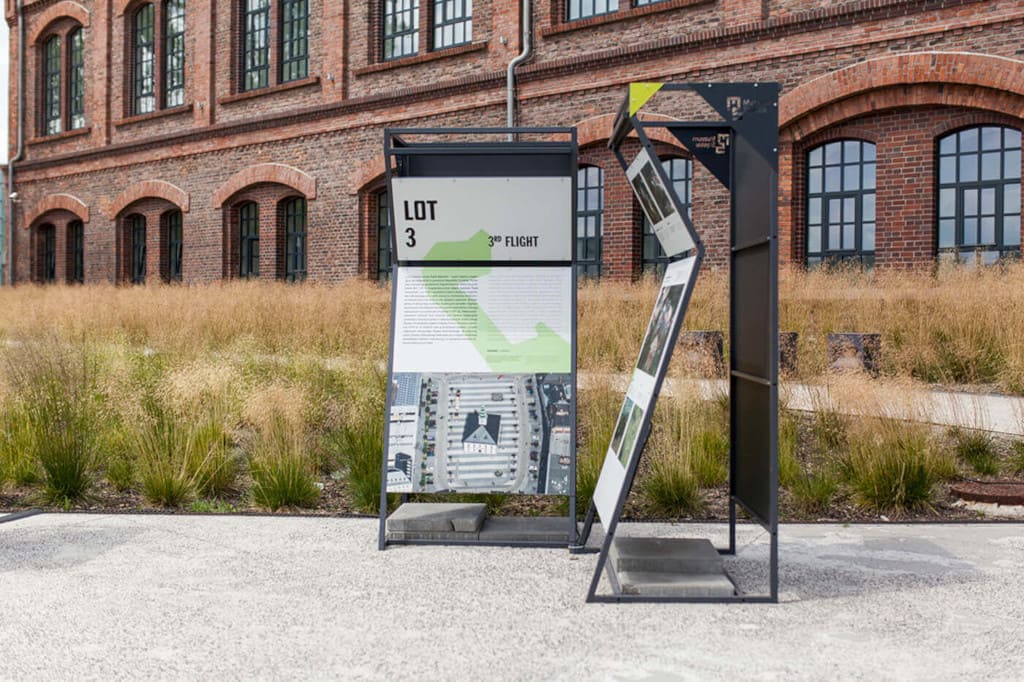 „Górny Śląsk z powietrza" to projekt autorstwa kuratora Dawida Smolorza i berlińskiego fotografa Thomasa Vossbecka.