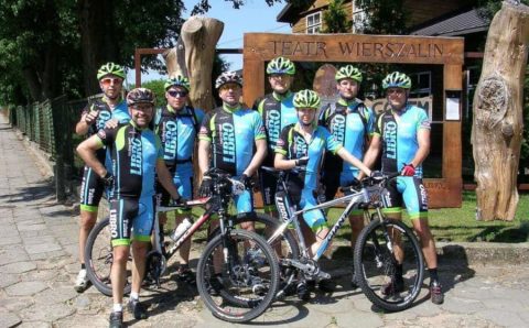 Drużyna przed startem w maratonie, Supraśl, 2014 r.