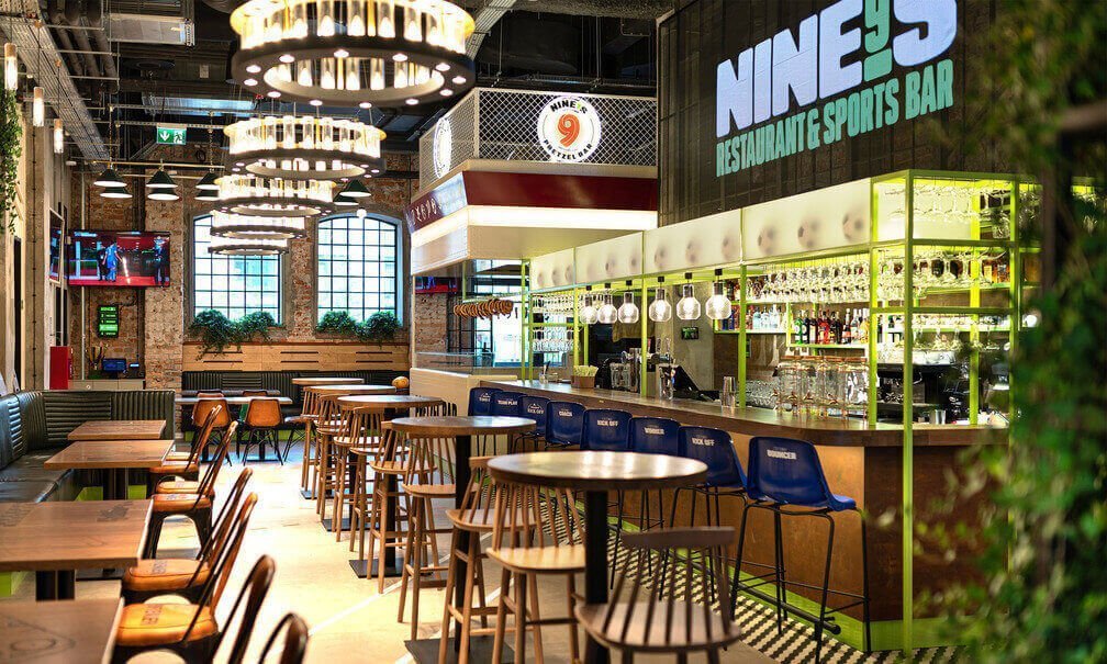 NINE’s Restaurant & Sports Bar – restauracja.