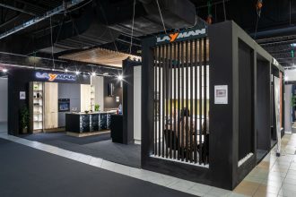 Layman - stoisko targowe podczas Warsaw Home & Contract 2021.