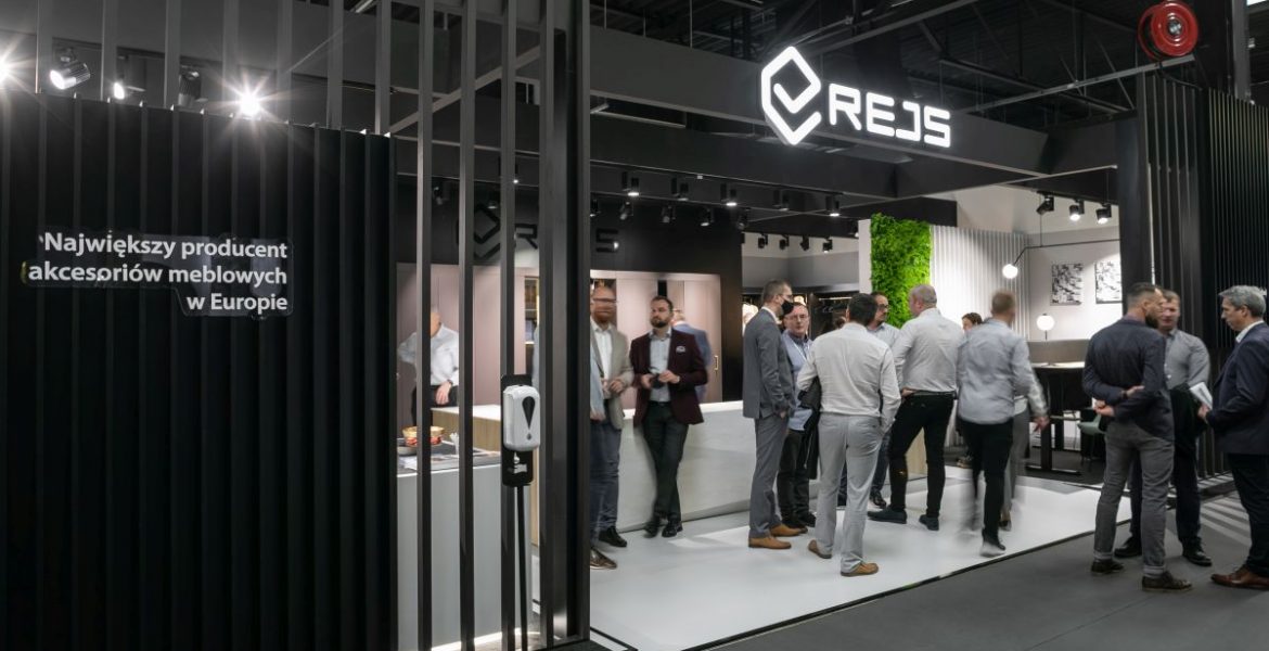 REJS-stosiko1-Warsaw-Home-2021-miesiecznik-i-portal-informacyjny-branzy-meblarskiej-biznes-meble-pl