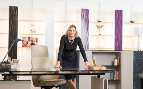 Monika Kochalska, dyrektor sprzedaży i marketingu w Fabryce Mebli Biurowych MARO.