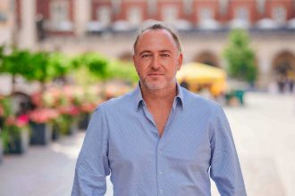 Tom Leach, członek Zarządu Leach & McGuire.