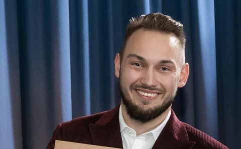 Mateusz Nierzwicki, projektant, laureat konkursu Diament Meblarstwa 2025 w kategorii młody design.
