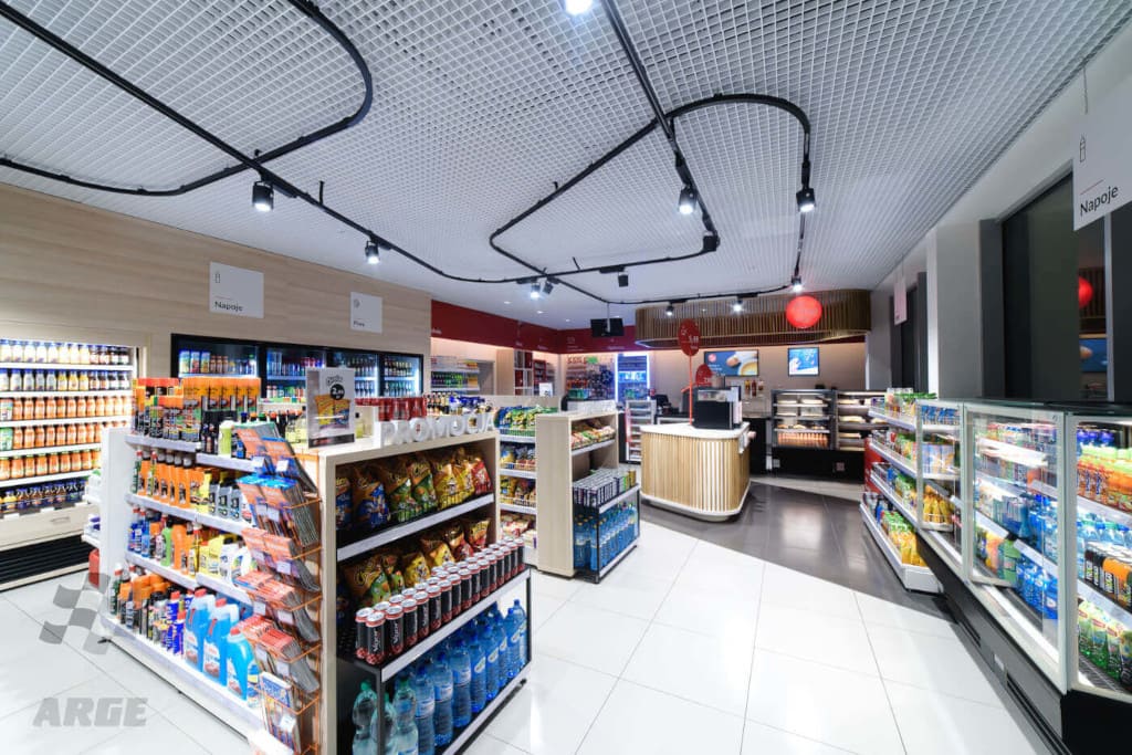 Aleksandra Grzonka: realizacja projektu architektury wnętrz stacji benzynowej Arge w Krakowie.