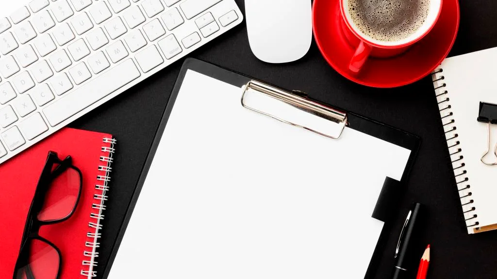 Ankieta: producenci mebli biurowych vs. doświadczenia architektów wnętrz i projektantów.