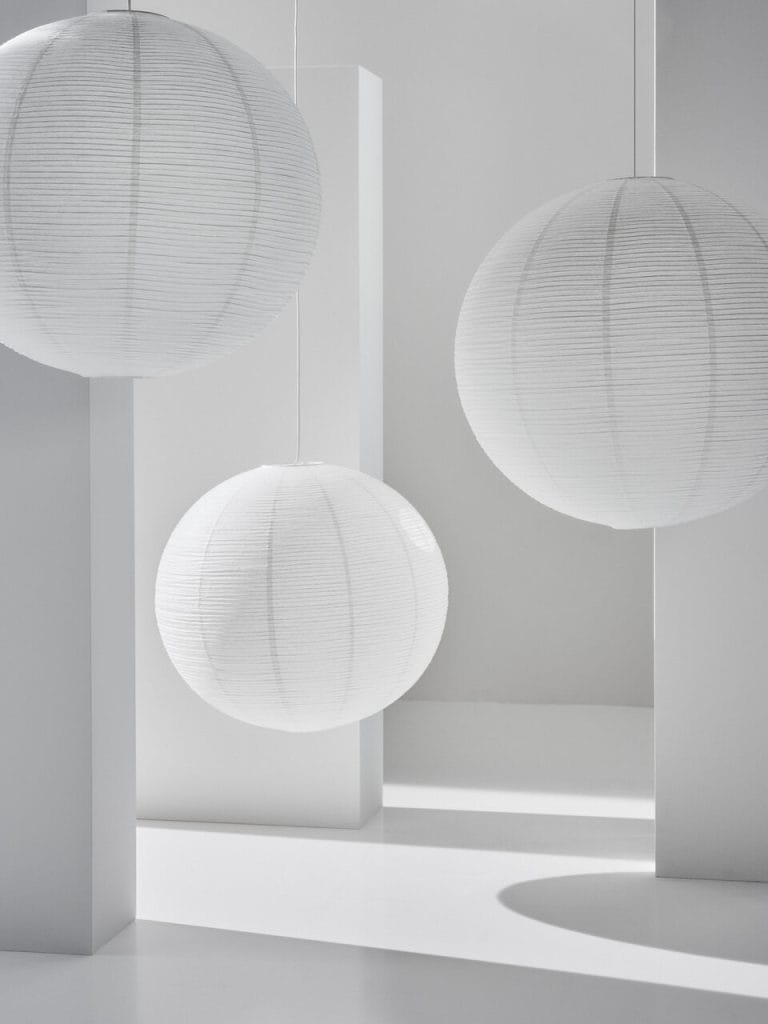 GULLSUDARE to klosz lampy wiszącej IKEA. Fot. Biuro prasowe IKEA.