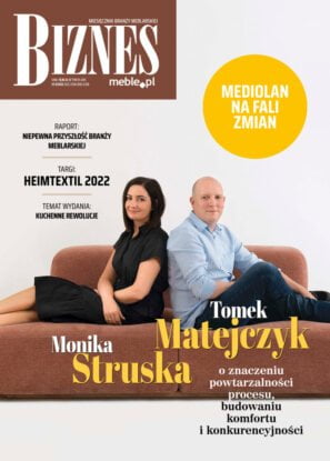 okladka-sierpien-2022-miesiecznik-i-portal-informacyjny-branzy-meblarskiej-biznes-meble-pl