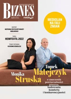 okladka-sierpien-2022-miesiecznik-i-portal-informacyjny-branzy-meblarskiej-biznes-meble-pl