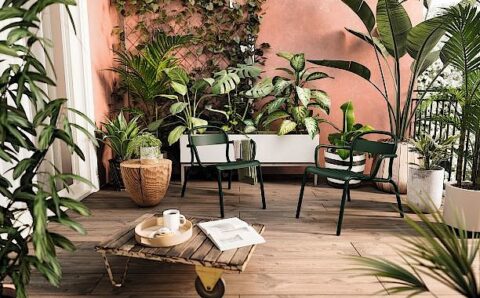 „Kanpoa” to obszerna kolekcja mebli firmy Sokoa zaprezentowana podczas jesiennej, cyfrowej edycji targów „Maison & Objet”.