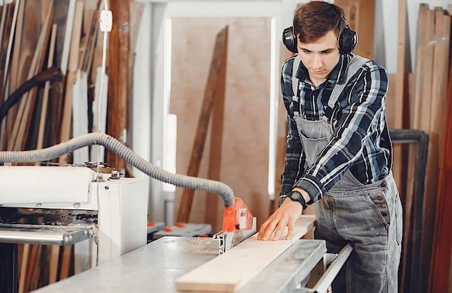 W II kwartale 2021 roku wartość produkcji sprzedanej wyniosła blisko 13,4 mld zł i jest to wynik wyższy aż o 49% w stosunku do analogicznego okresu 2020 roku. Fot. Prostooleh.