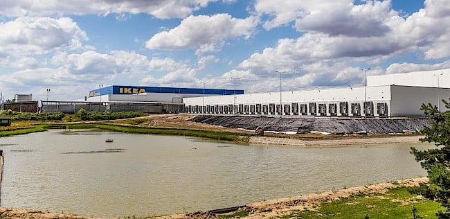 Magazyn tranzytowy W Centrum Dystrybucyjnym IKEA w Jarostach k. Piotrkowa Trybunalskiego. Fot. Biuro Prasowe IKEA.