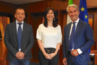 Od lewej: Lorenzo Primultini, Marianna Daschini i Luigi De Vito.