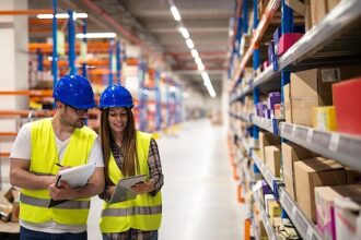 przyszłość firm, inwestycje, zatrudnianie pracowników