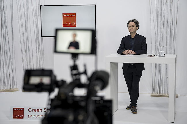 Wirtualna platforma interzum @home podejmuje tematy ważne dla branży meblarskiej na żywo online