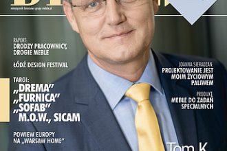 Okładka miesięcznika BIZNES.meble.pl listopad 2017. Na okładce: Tom K. Schäbinger, prezes Pfleiderer Group.