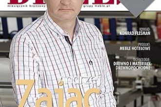 Okładka miesięcznika BIZNES.meble.pl - wydanie sierpień 2014. Na okładce: Andrzej Zając, Allcomp