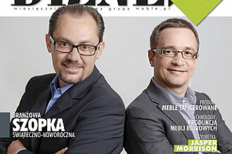 Okładka miesięcznika BIZNES.meble.pl - wydanie grudzień 2011. Na okładce: Tomasz Salewicz i Rafael Pospiech, Döllken Polska. Fot. Anna Urbanek