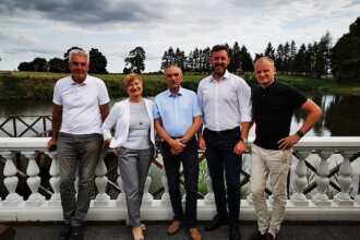 Od lewej: Janusz Mikołajczyk, Ewa Ratajczak, Jan Szynaka, Piotr Wójcik, Wojciech Hoffmann.