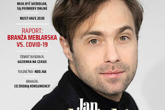 Okładka miesięcznika BIZNES.meble.pl - wydanie maj 2020. Na okładce: Jan Kochański, projektant i wykładowca akademicki. Fot. Tomasz Markowski.