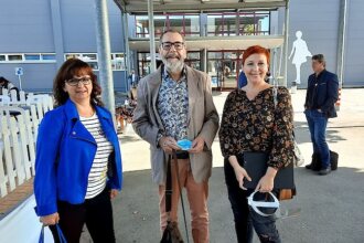 Na zdjęciu od lewej: Christine Ritthammer, Helmut "Max" Merkel, Ula Ditrych. M.O.W. 2020