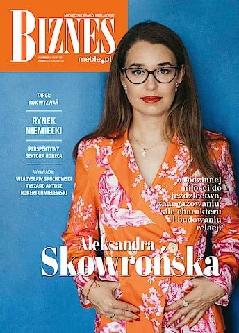 Okładka miesięcznika BIZNES.meble.pl - wydanie maj 2021. Na okładce: Aleksandra Skowrońska, współwłaściciel Bakata Design, architekt. Fot. Mariola Żołądź.