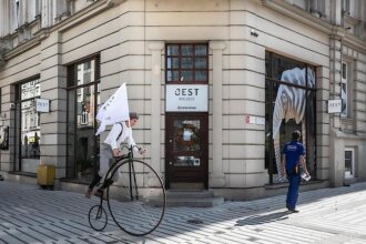 Jest miejsce. Fot. Tomasz Markowski/miesięcznik BIZNES.meble.pl.