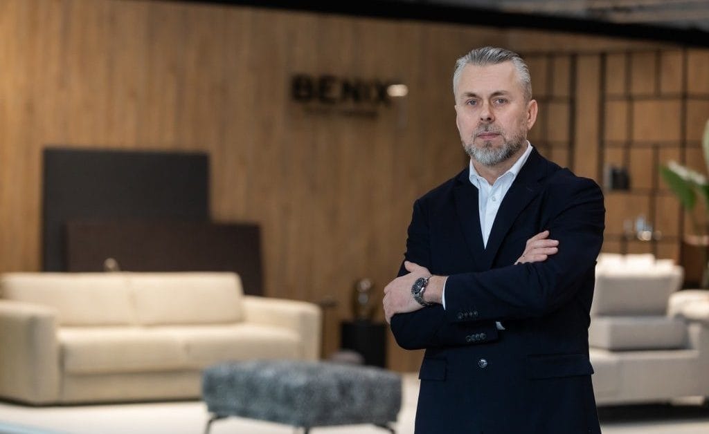 Krzysztof Zimny, zastępca Dyrektora Generalnego w Fabryce Mebli Benix, członek Rady Ogólnopolskiej Izby Gospodarczej Producentów Mebli. Fot. Tomasz Markowski.