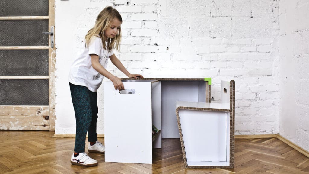 Projekt mebli dziecięcych „Qbik” praca magisterska Magdaleny Palecznej pod kierunkiem prof. Czesławy Frejlich.