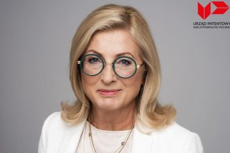 Funkcję prezesa Urzędu Patentowego RP pełni dr hab. Ewa Skrzydło-Tefelska.